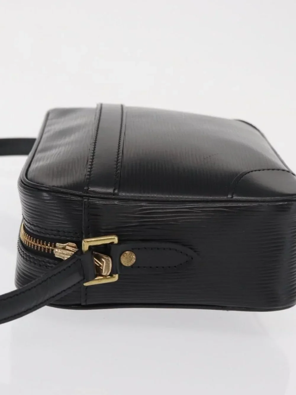 LOUIS VUITTON Epi Trocadero 23 Shoulder Bag Black M52302 LV Auth ep13265 - Picture 4 of 16